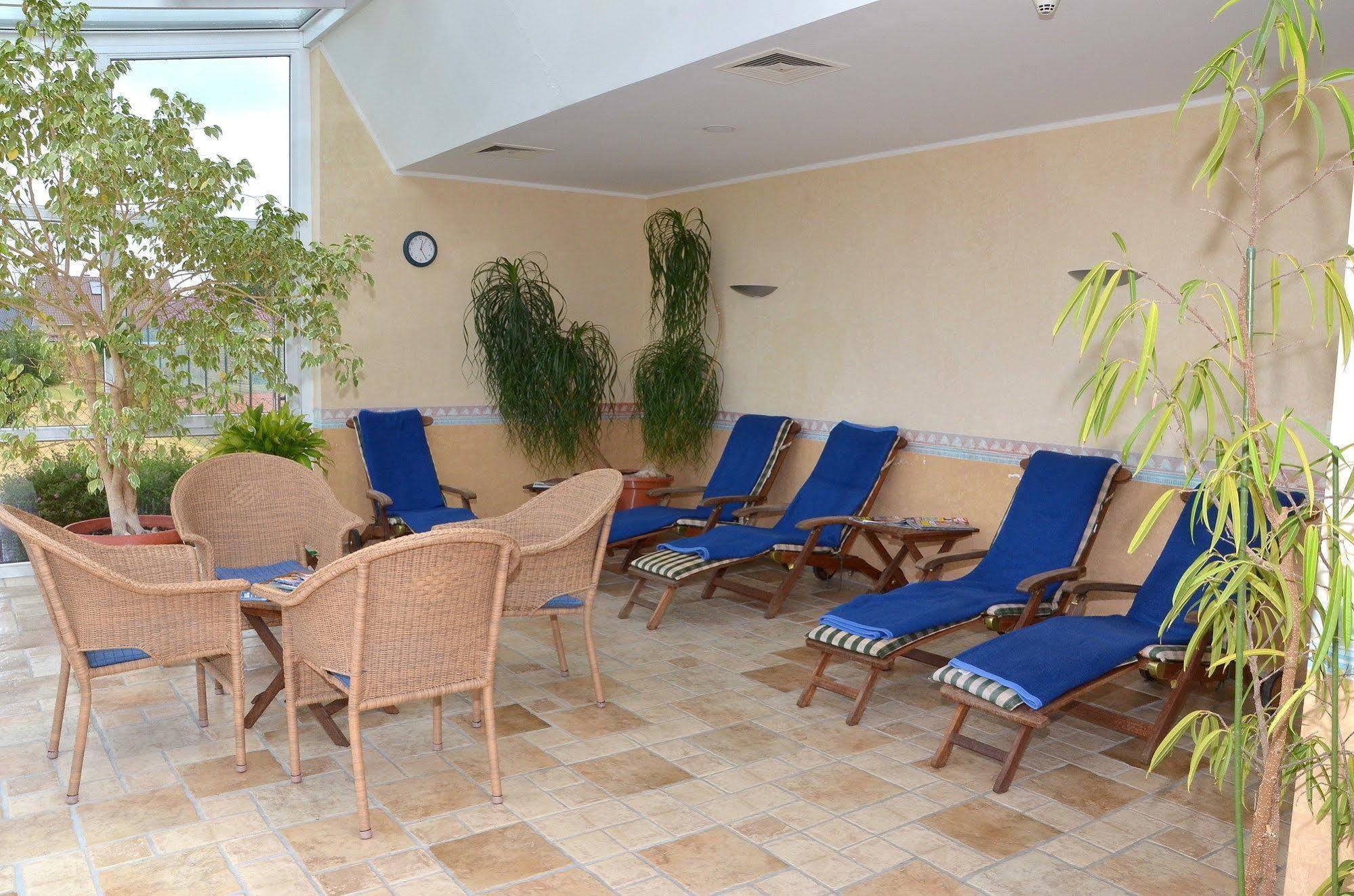 Lavital Sport- & Wellness Hotel Wesendorf Dış mekan fotoğraf